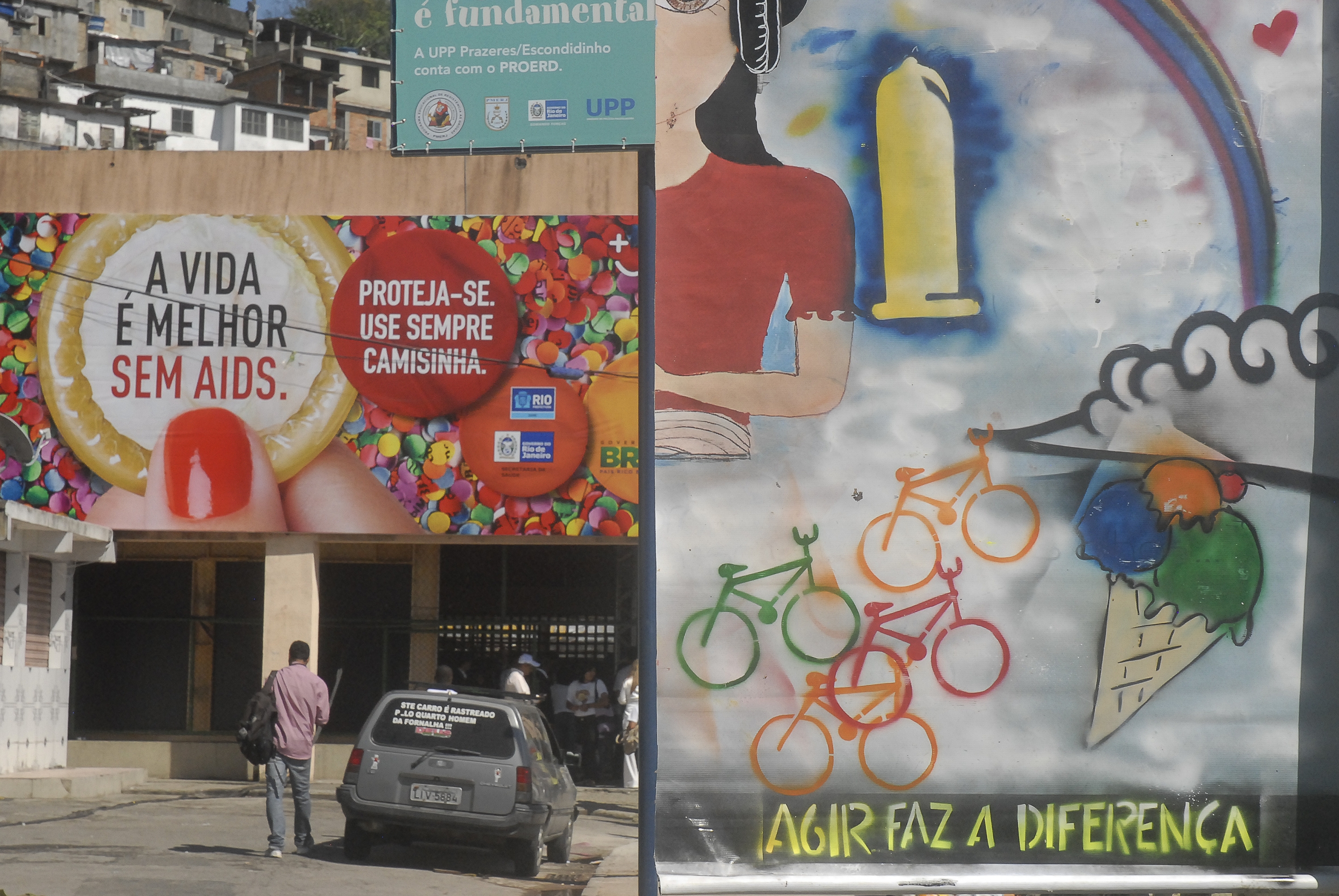 The health ministry launched a national campaign for AIDS prevention at Carnaval in 2013 with the slogan "A vida é melhor sem aids. Proteja-se. Use sempre a camisinha" (Life is better without AIDS. Protect yourself. Always use a condom)